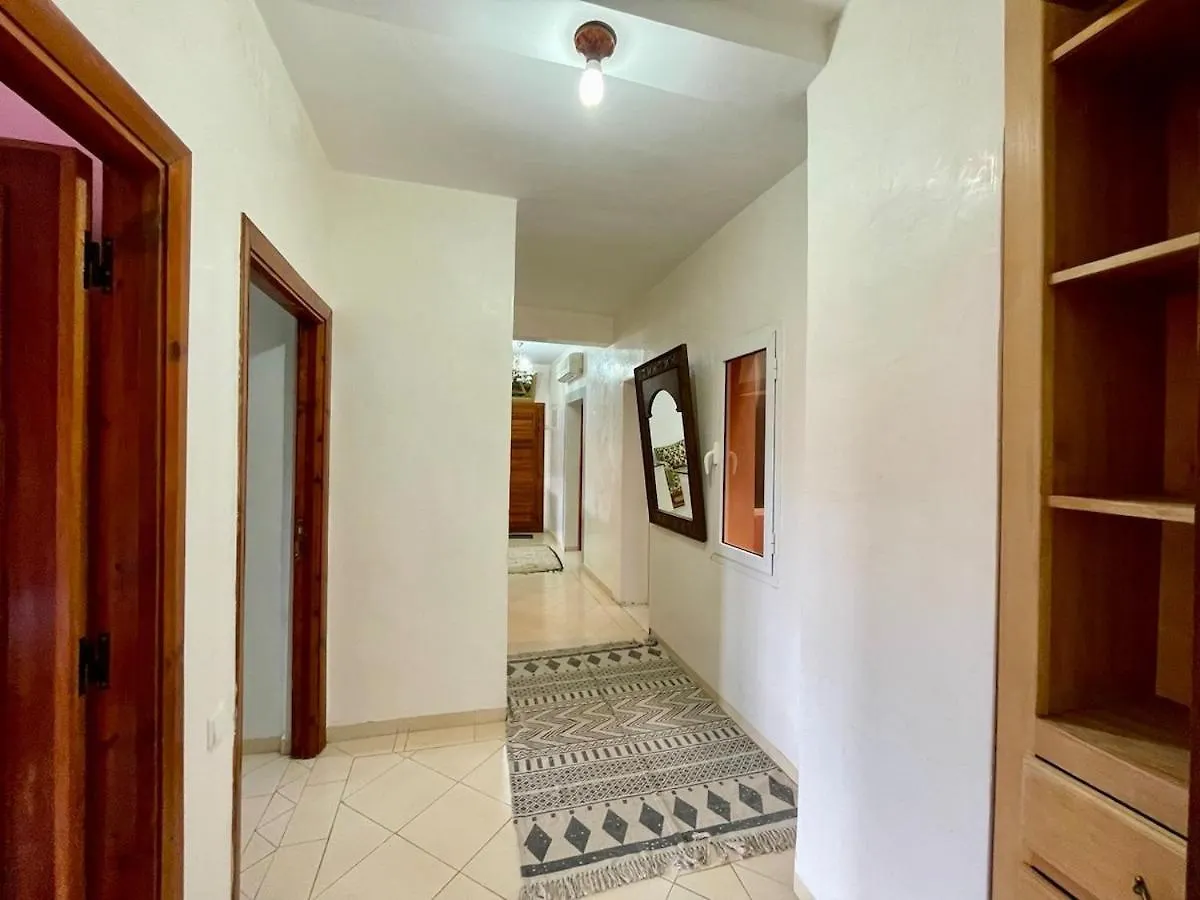 Beautiful Family Apartment With Parking Marakeş 0*,